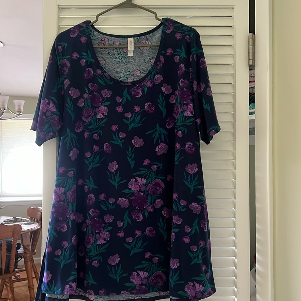LulaRoe Top